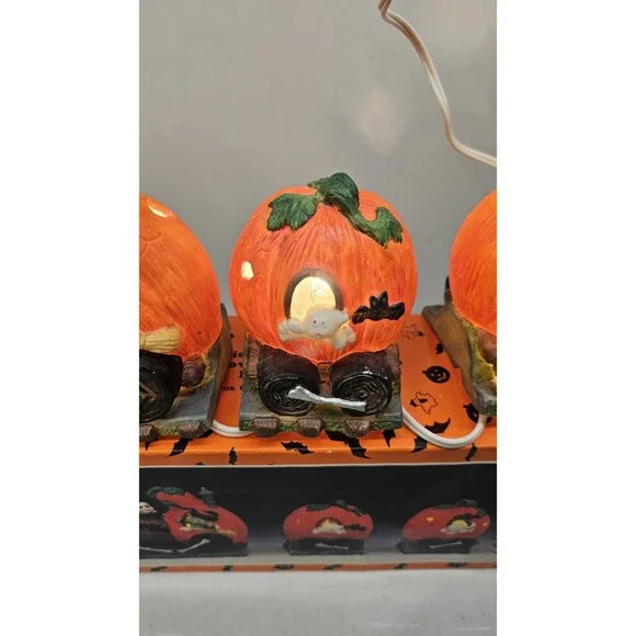 Vintage Porcelain Spooky Haunted Haven Halloween Pumpkin Train Night Light Set - Picture 4 of 8